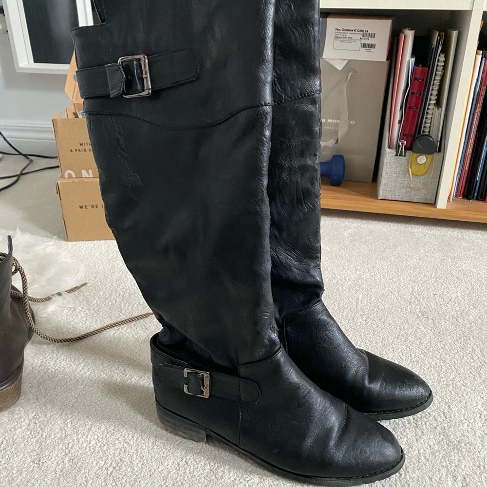 Knee High boots - Used